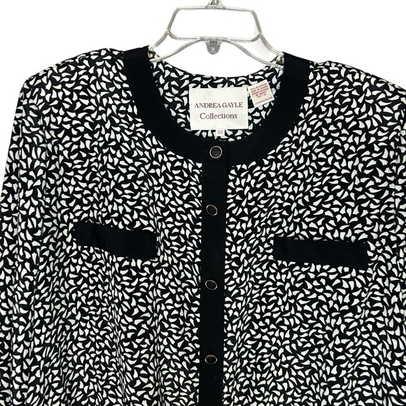 Andrea Gayle Black White Print Blouse Size XL Button Front Top - Picture 5 of 11